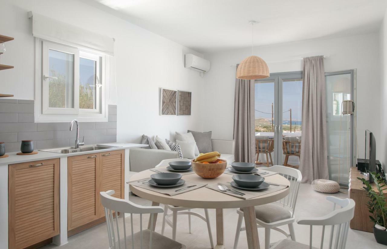 Naxos Infinity Villa And Suites Galanado エクステリア 写真