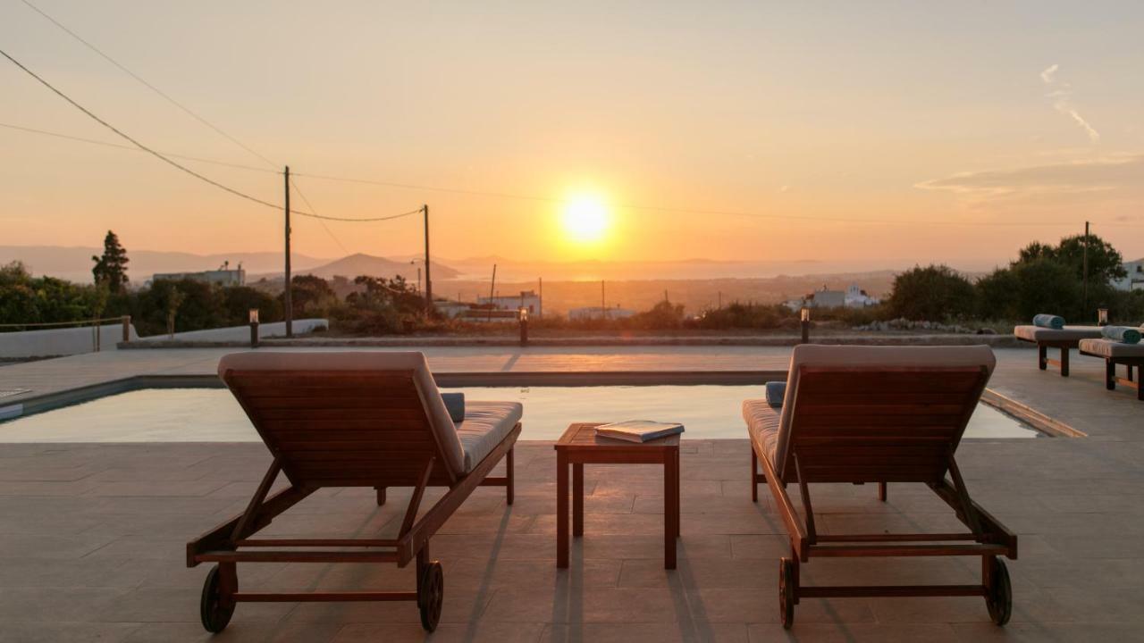 Naxos Infinity Villa And Suites Galanado エクステリア 写真