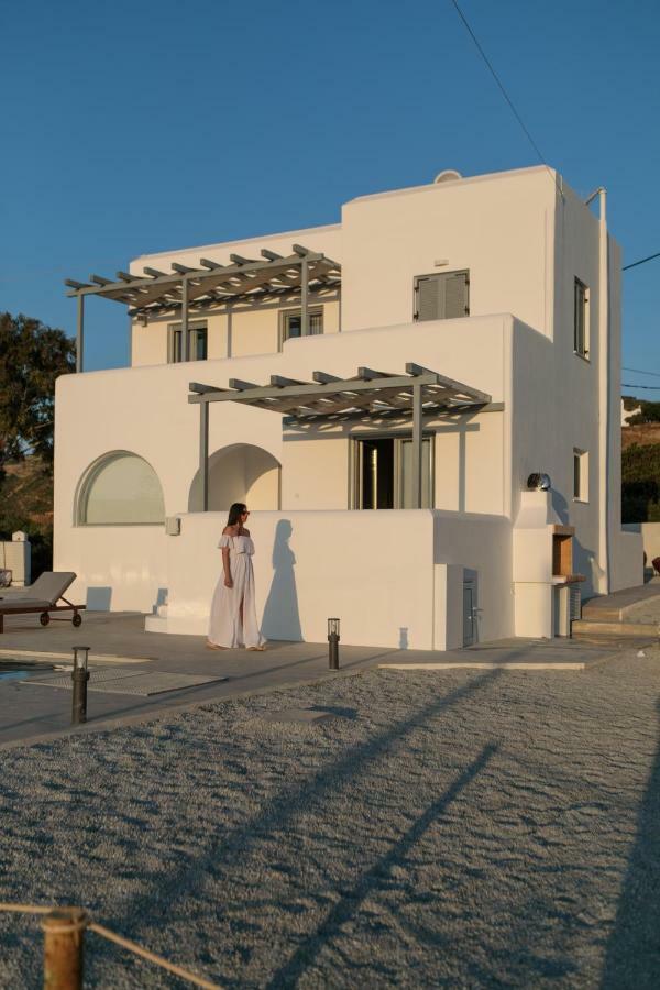 Naxos Infinity Villa And Suites Galanado エクステリア 写真